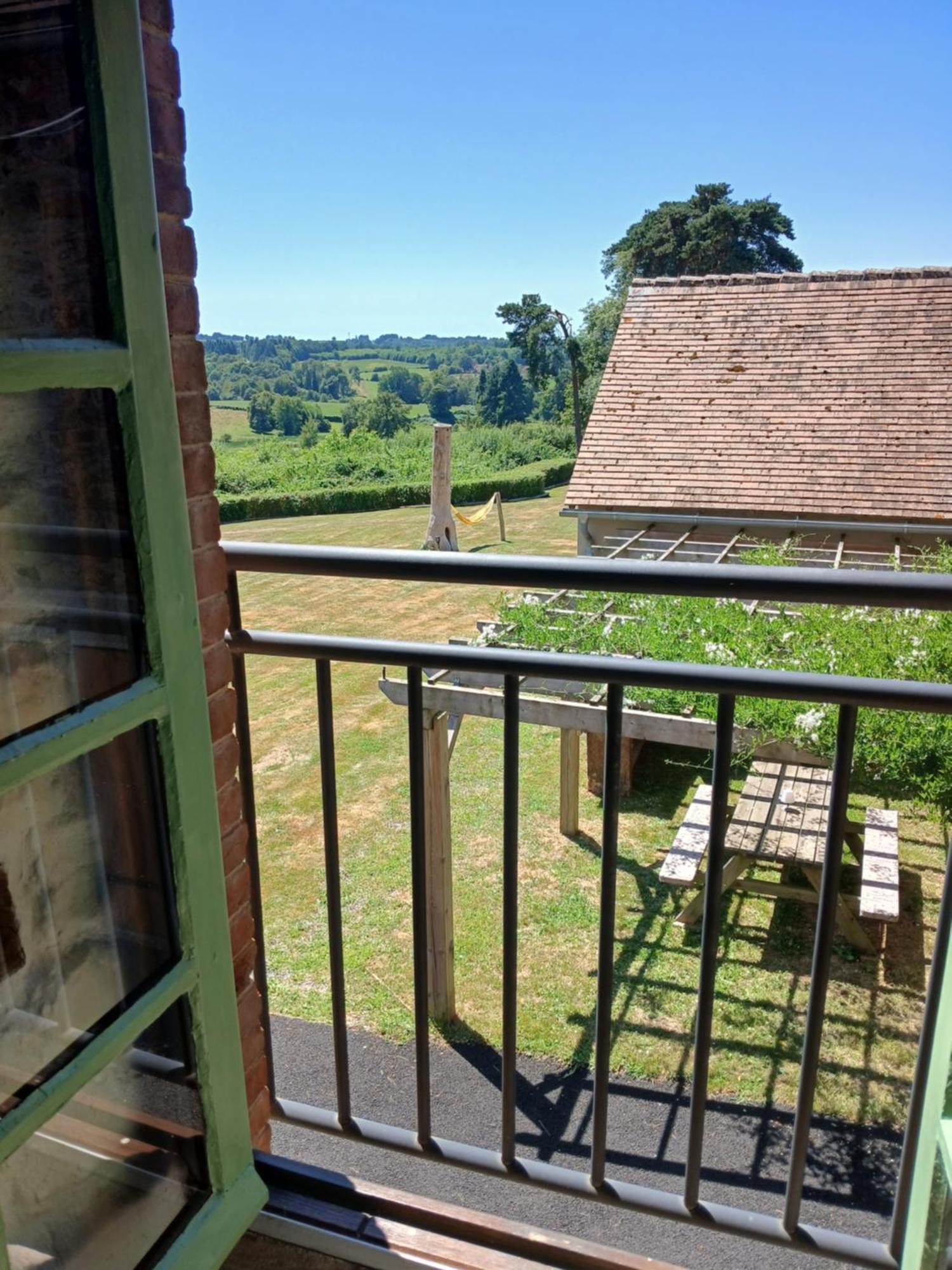 Reids Retreat Villa La Roche-l'Abeille ภายนอก รูปภาพ